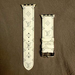 Louis Vuitton Band 38/40MM